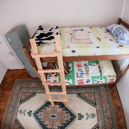 Sarac Hostel Peje Extérieur photo
