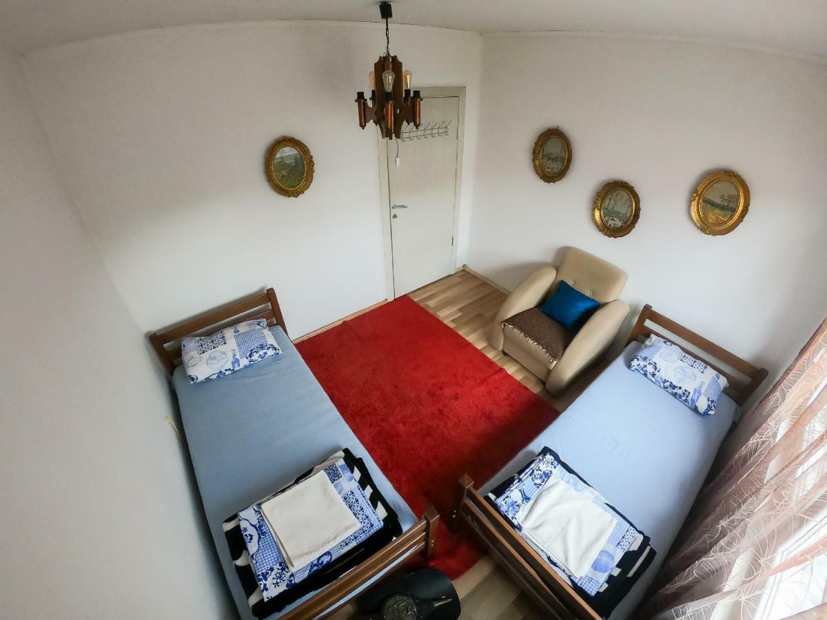 Sarac Hostel Peje Extérieur photo